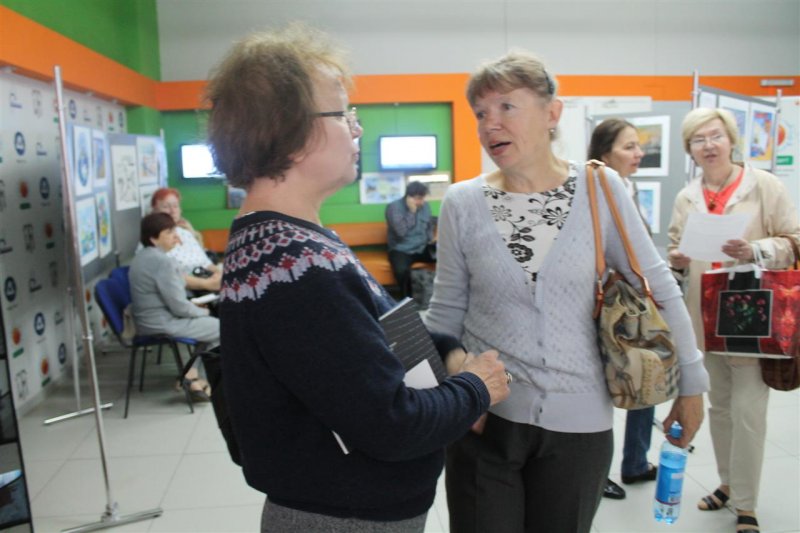 Фото к Школьник из Санкт-Петербурга выступил с докладом на семинаре для педагогов