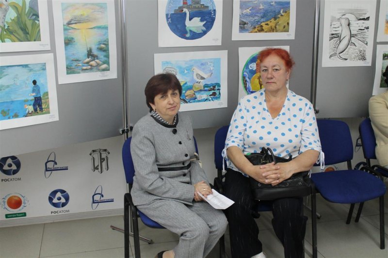 Фото к Школьник из Санкт-Петербурга выступил с докладом на семинаре для педагогов