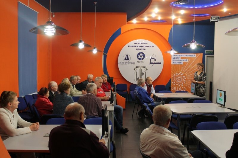 Фото к Ветераны атомной отрасли Соснового бора и информационный центр по атомной энергии Санкт-Петербурга договорились о сотрудничестве