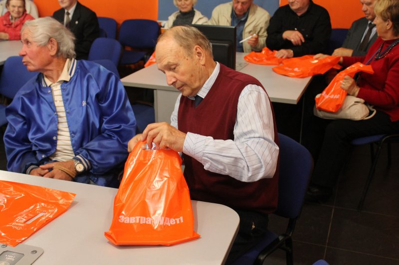 Фото к Ветераны атомной отрасли Соснового бора и информационный центр по атомной энергии Санкт-Петербурга договорились о сотрудничестве