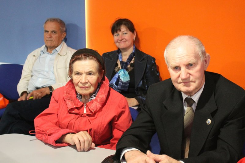 Фото к Ветераны атомной отрасли Соснового бора и информационный центр по атомной энергии Санкт-Петербурга договорились о сотрудничестве