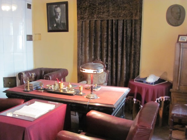 Фото к Профориентация в действии. Студенты Технологического института посетили предприятия атомной отрасли.