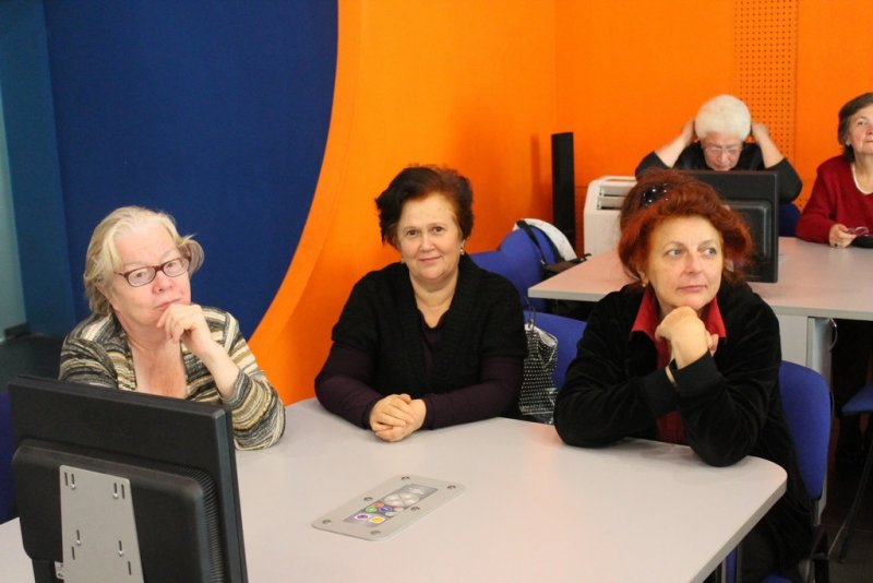 Фото к В информационном центре раскрыли одну из страниц Атомного проекта для ветеранов войны, труда, вооруженных сил и правоохранительных органов Владимирского округа.