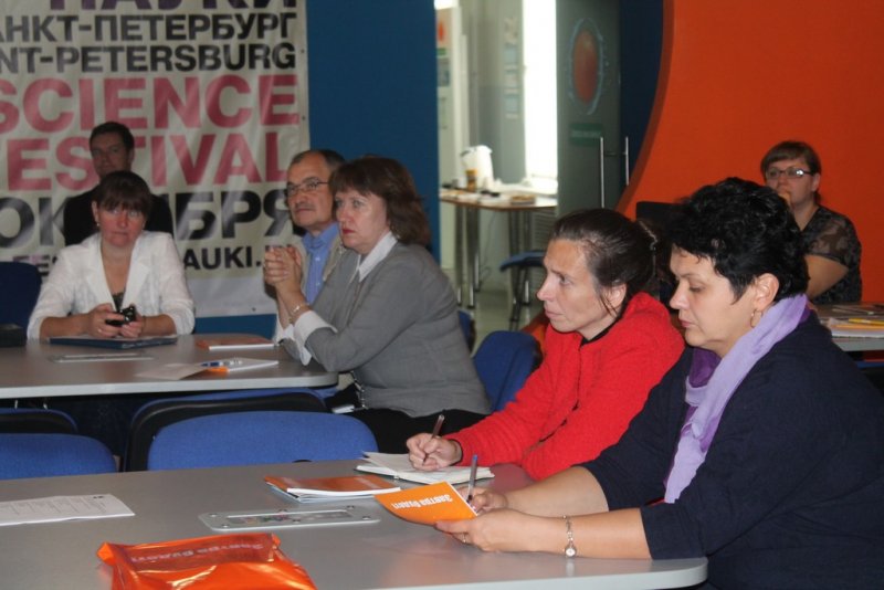 Фото к По мнению сосновоборских учителей, интеллектуальные игры и экскурсии на предприятия — наиболее актуальные формы работы со школьниками