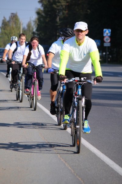 Фото к Сосновоборские велосипедисты опробовали профессию добровольного дозиметриста