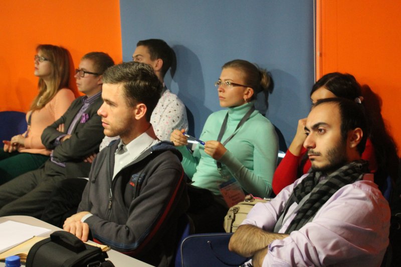 Фото к Круглый стол молодёжного отделения Ядерного общества России состоялся в информационном центре по атомной энергии Санкт-Петербурга.