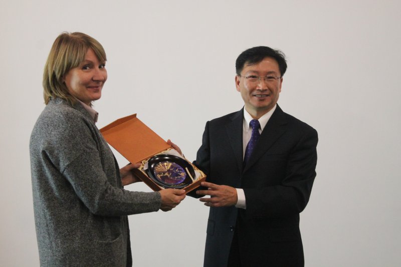 Фото к Более 1500 петербуржцев приняли участие в Фестивале науки — 2014. Участники познакомились с роботами, провели «Разминку для ума» и показали свое видение научного Петербурга