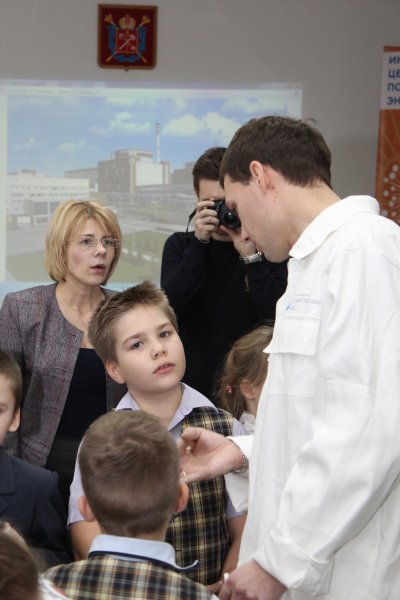 Фото к Мирный атом — это классно. В этом убедились ученики начальной школы.