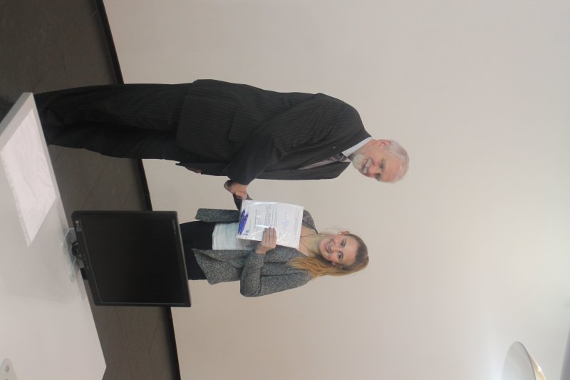 Фото к Петербургские школьники презентовали доклады об искусственных спутниках Земли