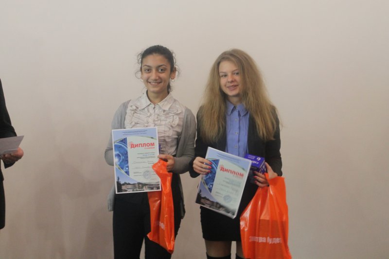 Фото к «Вода и атом 2014». Петербургские школьники представили свои проекты по охране водных ресурсов, развитию энергетики и технологий энергосбережения.