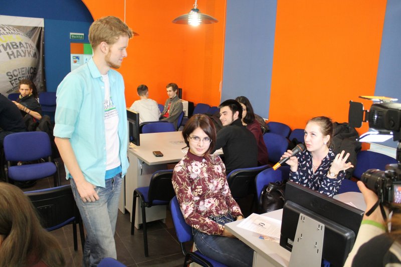 Фото к «Своя игра» по-английски.