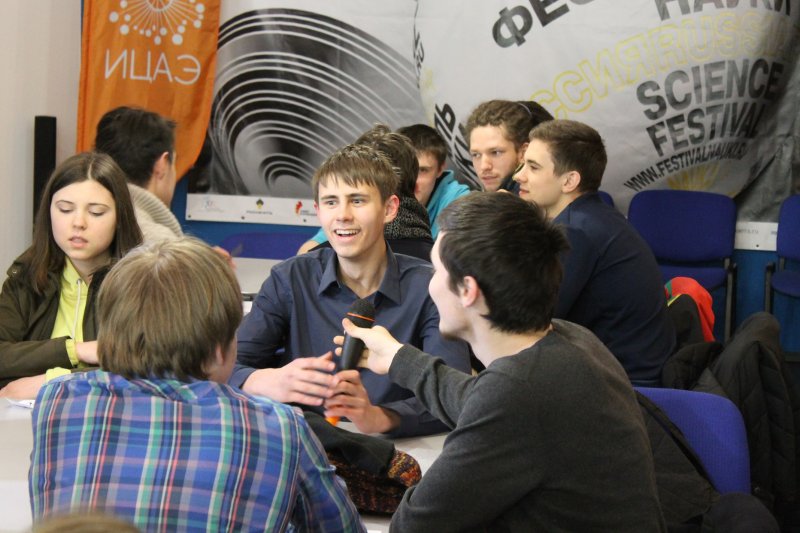 Фото к «Своя игра» по-английски.