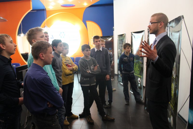 Фото к Великие открытия: от огня до астрономии.