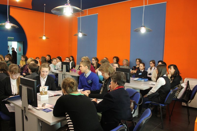 Фото к Химия: наука и искусство