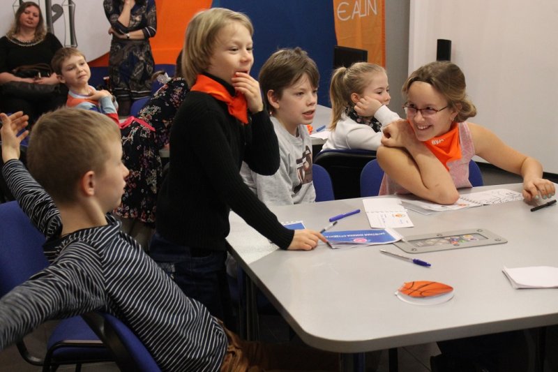 Фото к Студенты Академии Нескучных Наук захотели в космос