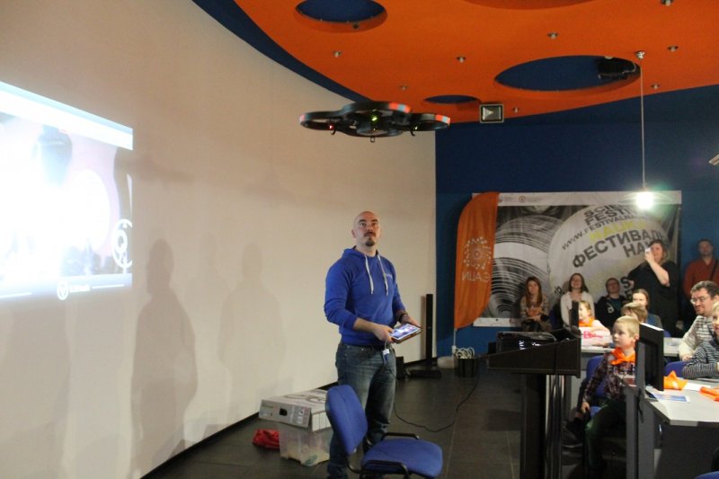 Фото к Студенты Академии Нескучных Наук захотели в космос