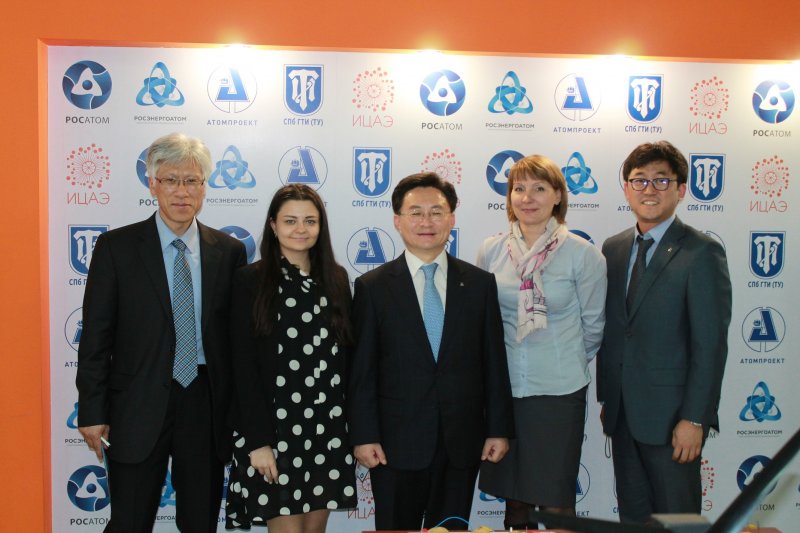 Фото к ИЦАЭ Санкт-Петербурга посетила делегация из Республики Корея 