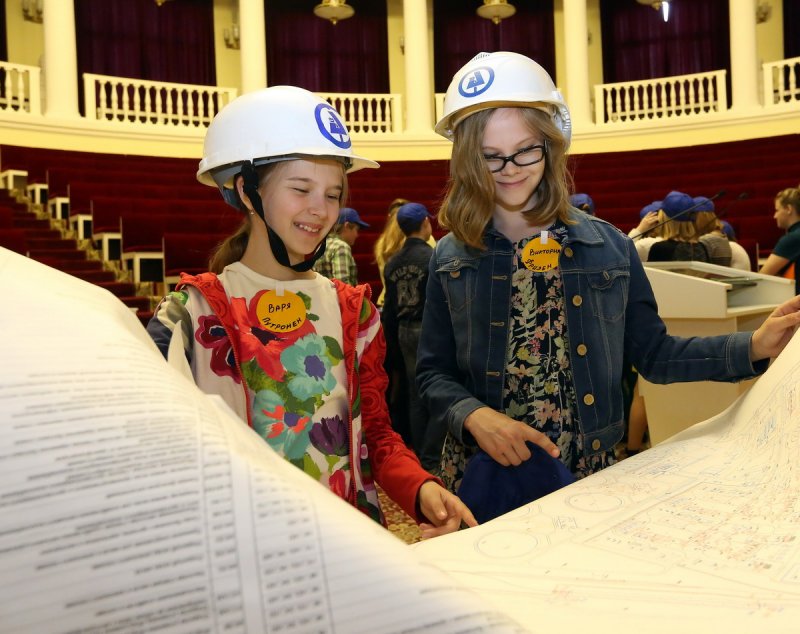 Фото к «Атомная семья»: дети работников «АТОМПРОЕКТа» прошли по следам родителей