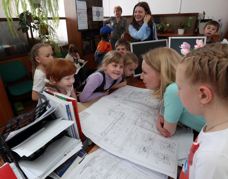 Фото к «Атомная семья»: дети работников «АТОМПРОЕКТа» прошли по следам родителей