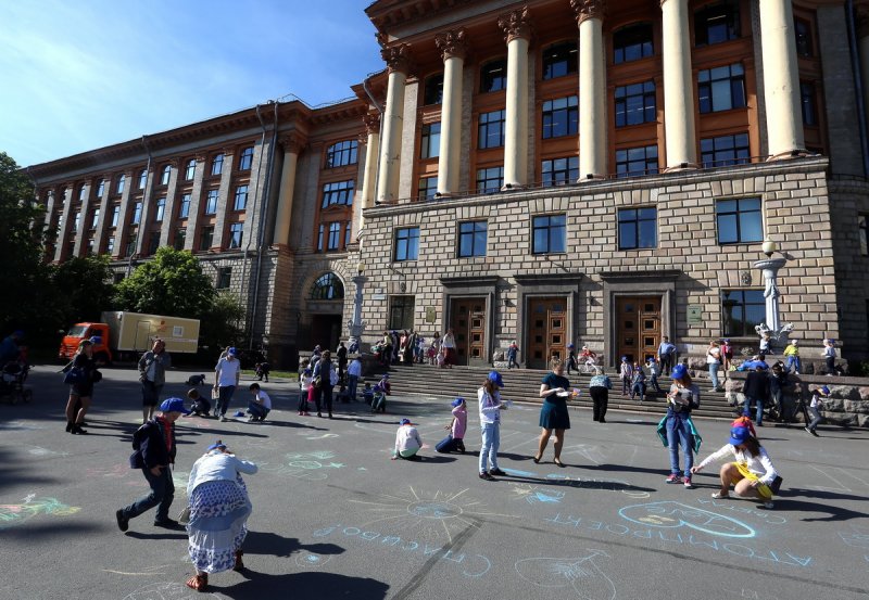 Фото к «Атомная семья»: дети работников «АТОМПРОЕКТа» прошли по следам родителей