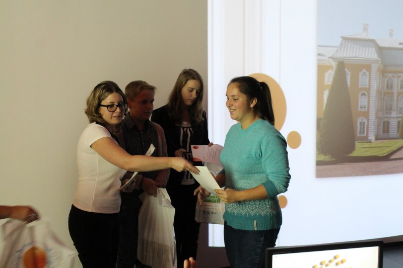 Фото к В ИЦАЭ СПб наградили лауреатов фотоконкурса «Мой научный Петербург»