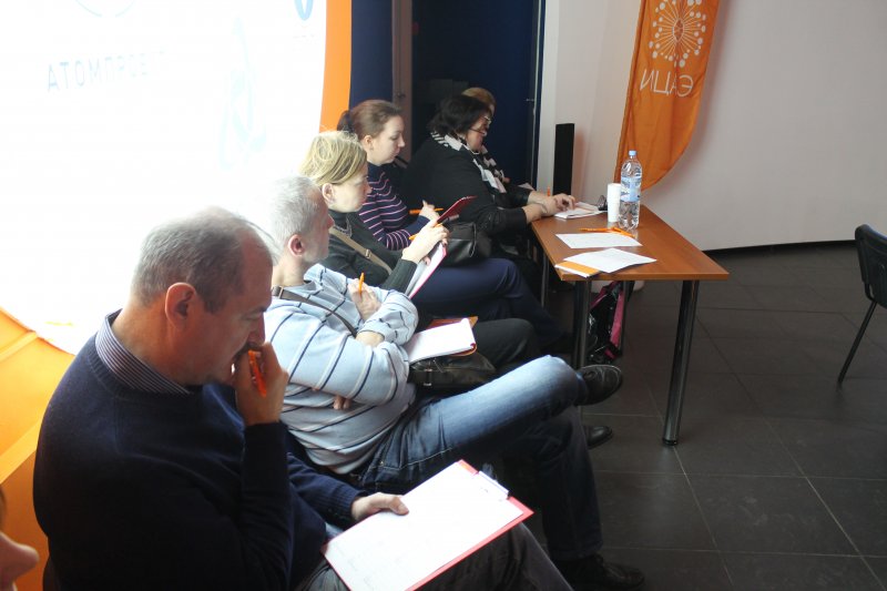 Фото к Борьба умов: школьники Петербурга приняли участие в интеллектуальной игре «Матрица»