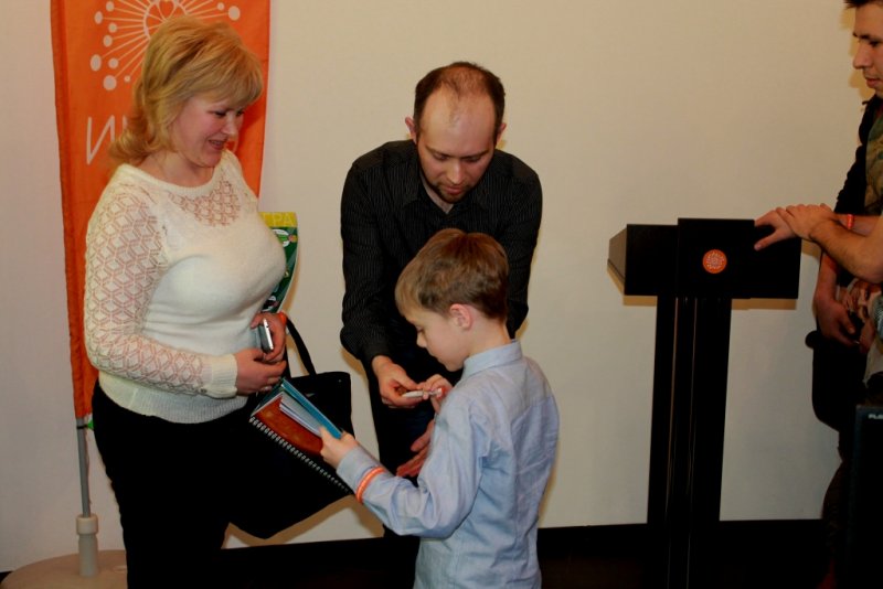 Фото к «Юрьева ночь» в Петербурге: «Как стать космонавтом?» и биография Гагарина за 8 минут