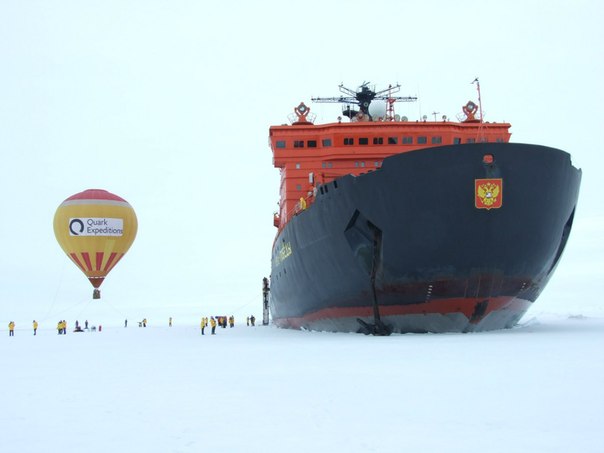 Фото к Мероприятие:  открытие выставки + лекция «Льды Арктики. Два взгляда: научный и творческий»
