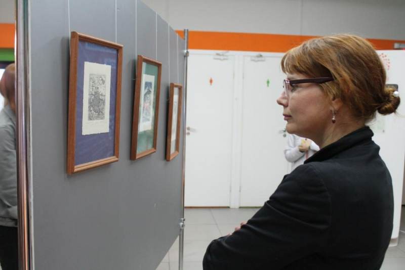 Фото к Два взгляда на лёд: в Петербурге открылась выставка об Арктике