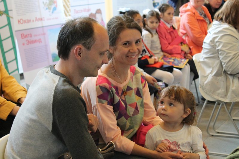 Фото к Экзопланеты, нейронет и летающий самокат: ИЦАЭ представил серию мероприятий на международном книжном салоне