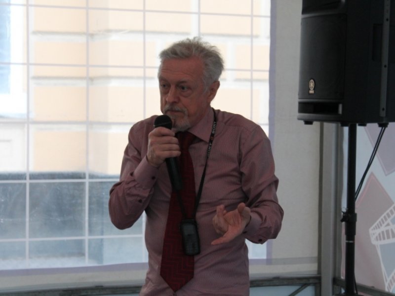 Фото к Экзопланеты, нейронет и летающий самокат: ИЦАЭ представил серию мероприятий на международном книжном салоне