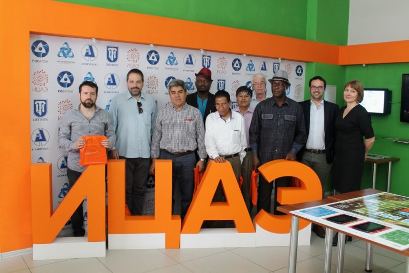 Фото к Делегации из Южной Америки, Африки и Вьетнама познакомились с миссией сети ИЦАЭ