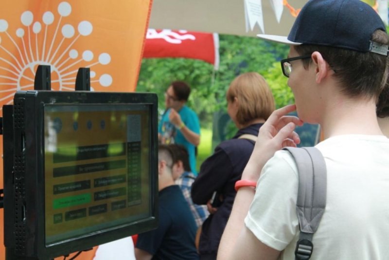 Фото к #Не_распадайтесь: в Петербурге прошел научный фестиваль  «Geek Picnic»