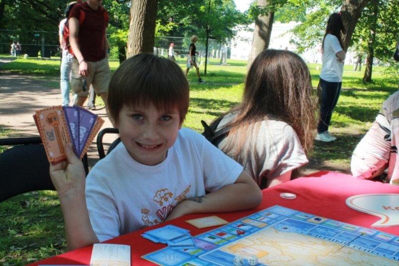 Фото к #Не_распадайтесь: в Петербурге прошел научный фестиваль  «Geek Picnic»