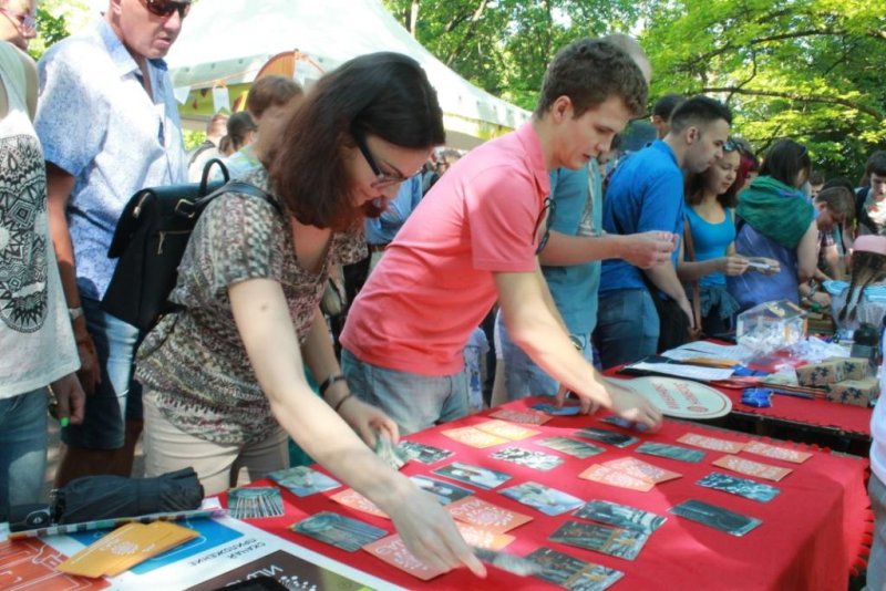Фото к #Не_распадайтесь: в Петербурге прошел научный фестиваль  «Geek Picnic»