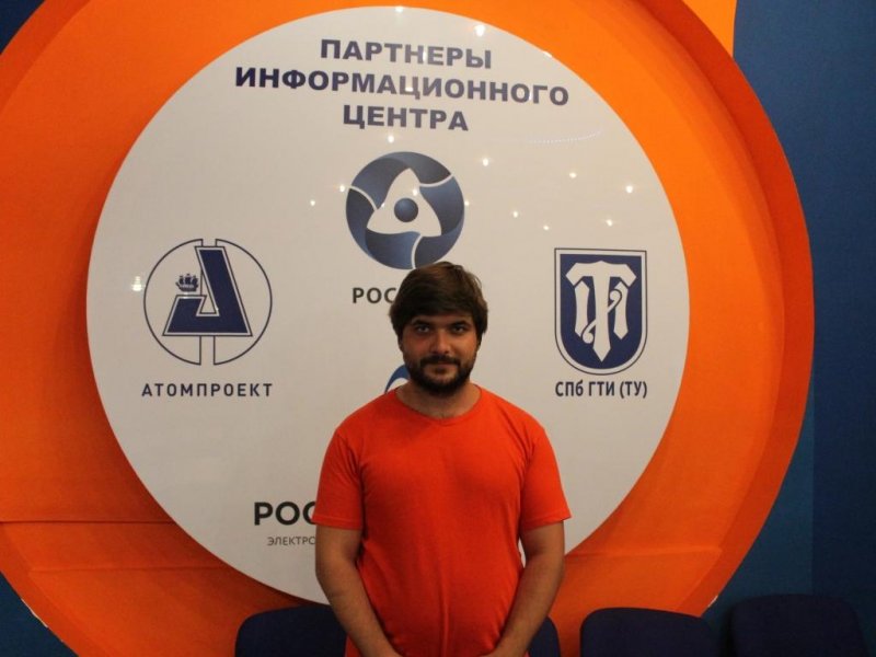 Фото к «Что важнее: природа или воспитание?»: психофизиолог Илья Захаров рассказал о генетике когнитивных способностей