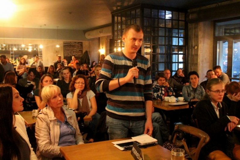 Фото к О костях, экспериментах и кварках: в Петербурге прошла научная встреча с Кириллом Половниковым