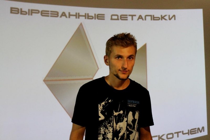 Фото к Разминка для ума: в АНН Петербурга прошел мастер-класс  по 3D — голограмме