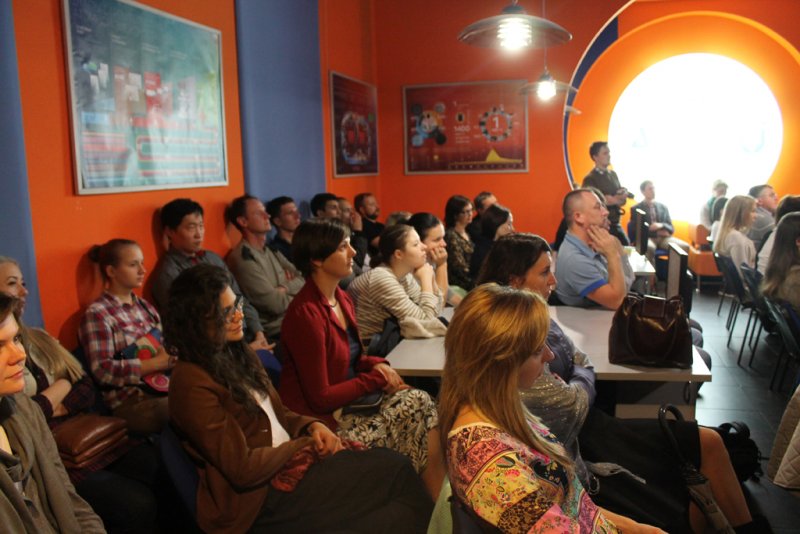 Фото к В Санкт-Петербурге поговорили о пространстве, времени и способах измерить удава в попугаях