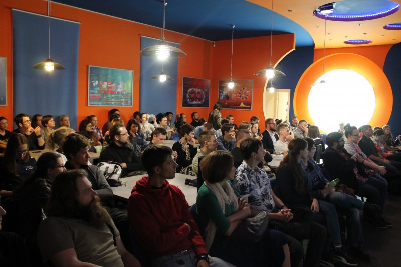 Фото к В Санкт-Петербурге поговорили о пространстве, времени и способах измерить удава в попугаях